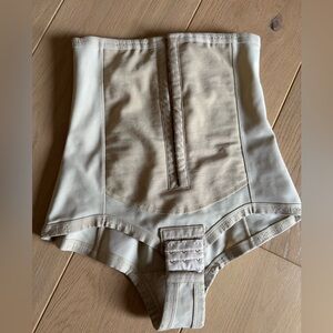 Bellefit PostPartum Recovery Corset Girdle | size Medium